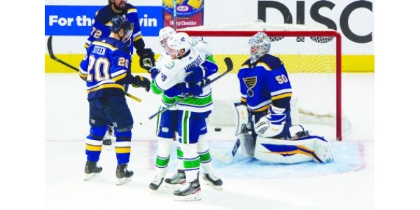 Vancouver Canucks gaat door naar de tweede ronde van de play-offs met een totale score van 4-2